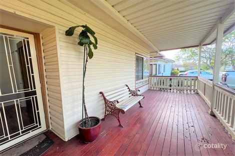 Property photo of 31 Chisholm Crescent Bradbury NSW 2560