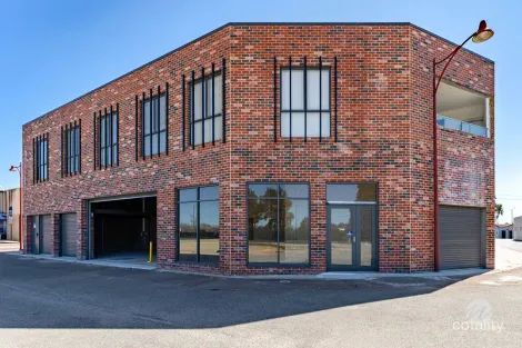 4/147 Canna Dr, Canning Vale, WA 6155