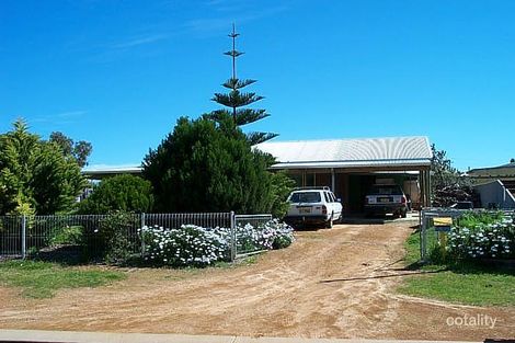 5 Travers Ave, Nulsen, WA 6450