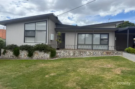 5 Leonard Ave, Flora Hill, VIC 3550