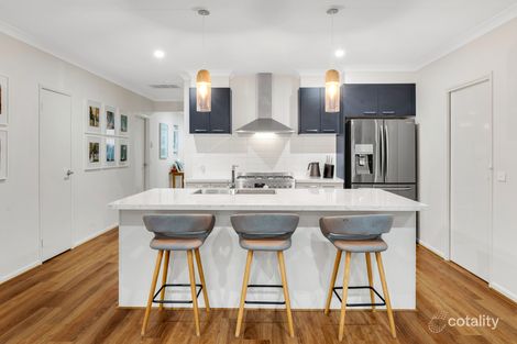 Property photo of 5 Greaves Crescent Kalkallo VIC 3064