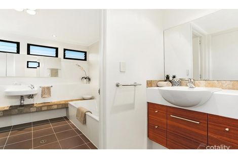 Property photo of 53 Bernhard Street Paddington QLD 4064