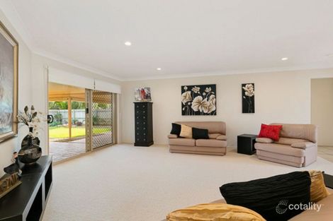 Property photo of 8 Amelia Place Cleveland QLD 4163