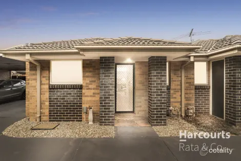 2/30 HEYINGTON AVE, THOMASTOWN, VIC 3074