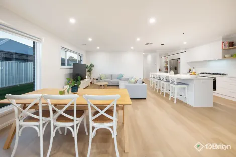 Property photo of 53 Harkin Avenue Wodonga VIC 3690