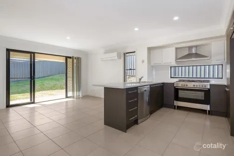 21 Nithsdle St, Cameron Park, NSW 2285