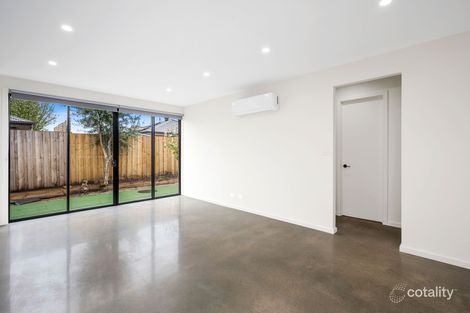 Property photo of 2/5 North Shore Road Norlane VIC 3214