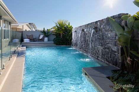 720 Cosmos Ave, Banksia Beach, QLD 4507