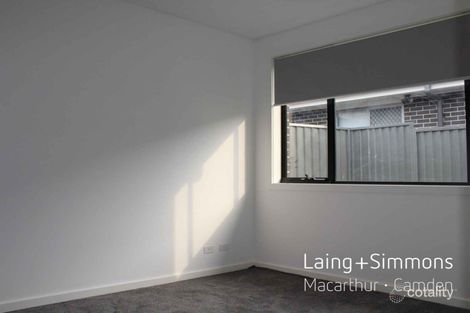 Property photo of 6B Jewell Way Spring Farm NSW 2570