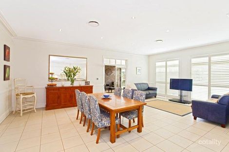 Property photo of 10 The Meadows Kirkham NSW 2570