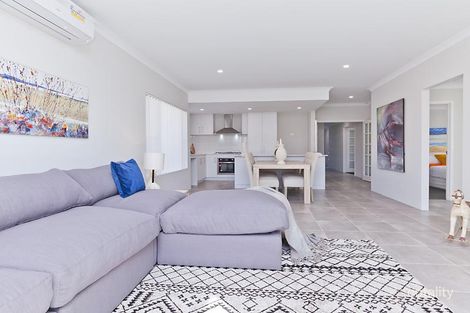 3/81b Mayor Rd, Lake Coogee, WA 6166