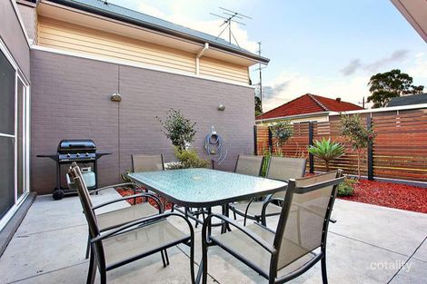 Property photo of 2/46 Queen Street Warners Bay NSW 2282