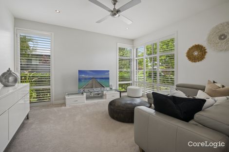 Property photo of 11 Osmium Lane Hope Island QLD 4212