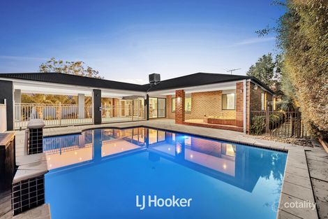 Property photo of 21 Butterfield Place Cranbourne East VIC 3977