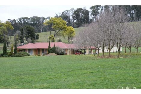 14 Preston Lane, Stanley, VIC 3747