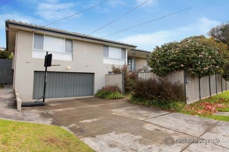 Property photo of 2 Jamboree Avenue Frankston South VIC 3199