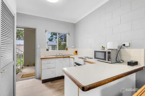 Property photo of 4/2 Mayers Street Manunda QLD 4870