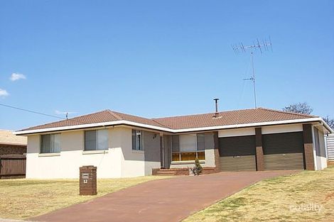 12 Belcher Dr, Glenvale, QLD 4350