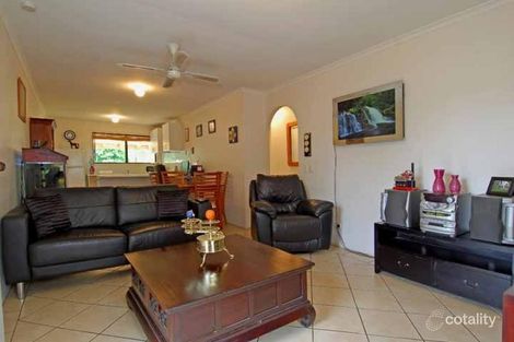 2/16 Gumbeel Ct, Highland Park, QLD 4211