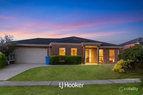 4 Ferndown Dr, Cranbourne, VIC 3977