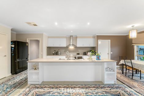 Property photo of 4 Ferndown Drive Cranbourne VIC 3977