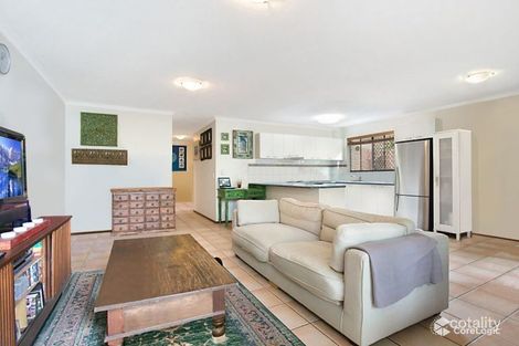 Property photo of 2/33 Chelsea Avenue Broadbeach QLD 4218