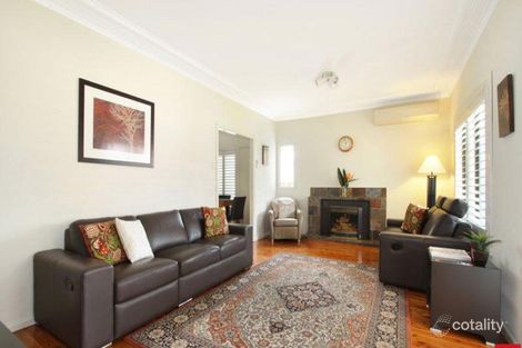 Property photo of 10 Pankhurst Avenue Fairy Meadow NSW 2519