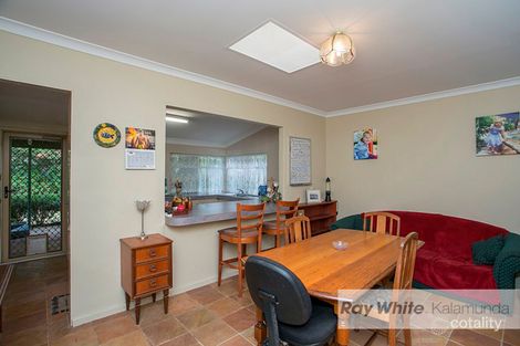 Property photo of 28 Flora Terrace Lesmurdie WA 6076