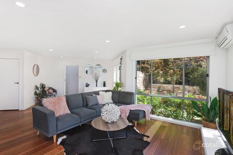 Property photo of 10 Constance Road Jerrabomberra NSW 2619