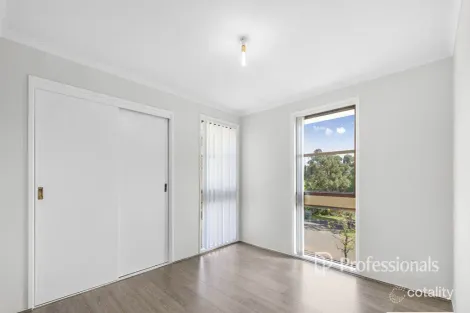 Property photo of 17 Scenic Circuit Cranebrook NSW 2749