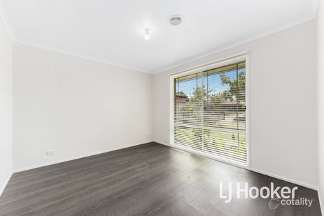 Property photo of 65 Greenwood Drive Carrum Downs VIC 3201