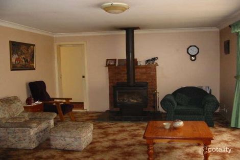 Property photo of 10 Pearce Street Hill Top NSW 2575