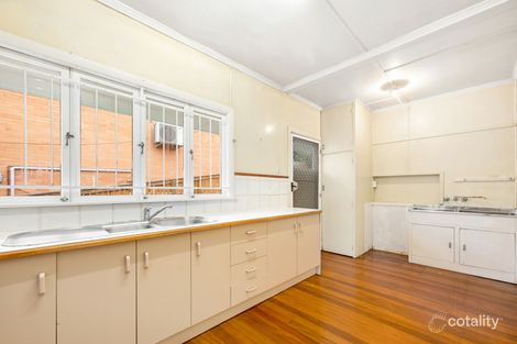 Property photo of 10 Allamanda Street Fairfield QLD 4103