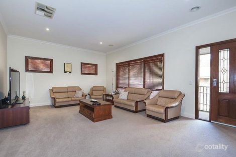 Property photo of 2/24 Dering Street Diamond Creek VIC 3089