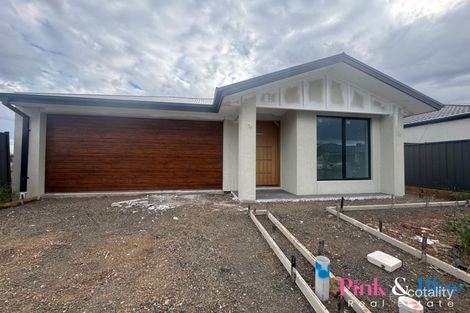 26 Ambition St, Rockbank, VIC 3335