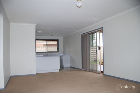 Property photo of 1/37 Ivan Crescent Hampton Park VIC 3976