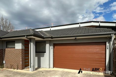 2/11 Daintree Bvd, Tarneit, VIC 3029