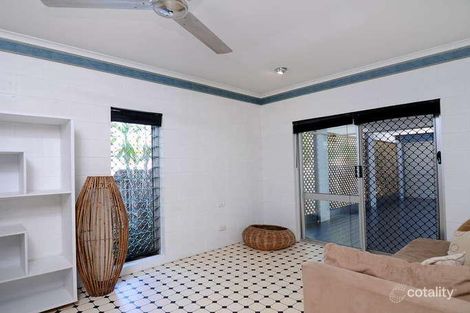 Property photo of 7 Fuscia Court Mooroobool QLD 4870