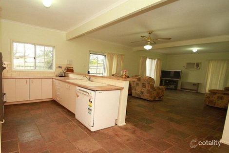 111 Rosslyn Ave, Seaford, VIC 3198