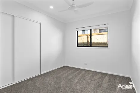 Property photo of 54 Redcomb Drive Park Ridge QLD 4125
