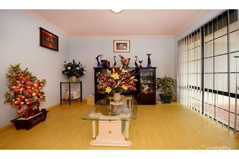 Property photo of 18 Adelphi Court Marangaroo WA 6064