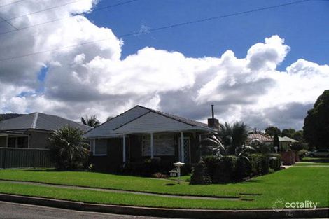 29 Stanhope St, Woonona, NSW 2517