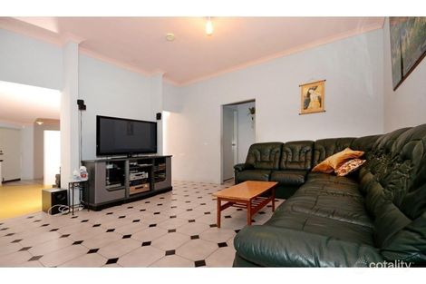 Property photo of 18 Adelphi Court Marangaroo WA 6064