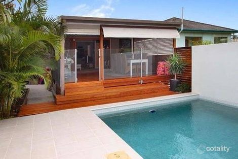 30 Pine St, Wynnum, QLD 4178