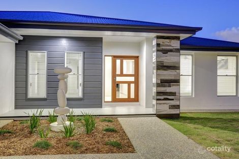 Property photo of 33 Linderberg Street Kalkie QLD 4670