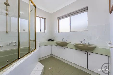 Property photo of 11 Glencoe Parade Halls Head WA 6210