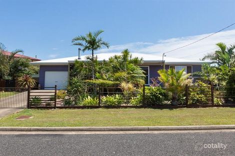 18 Burns Cres, Corindi Beach, NSW 2456