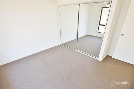 Property photo of 33 Benjamin Drive Gracemere QLD 4702