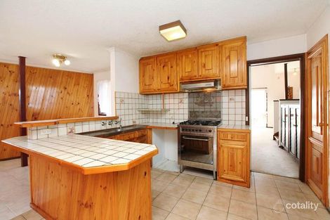 Property photo of 305 Carrick Drive Gladstone Park VIC 3043
