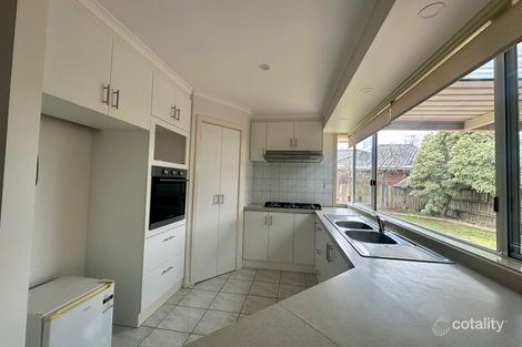 Property photo of 4 Oat Close Delahey VIC 3037